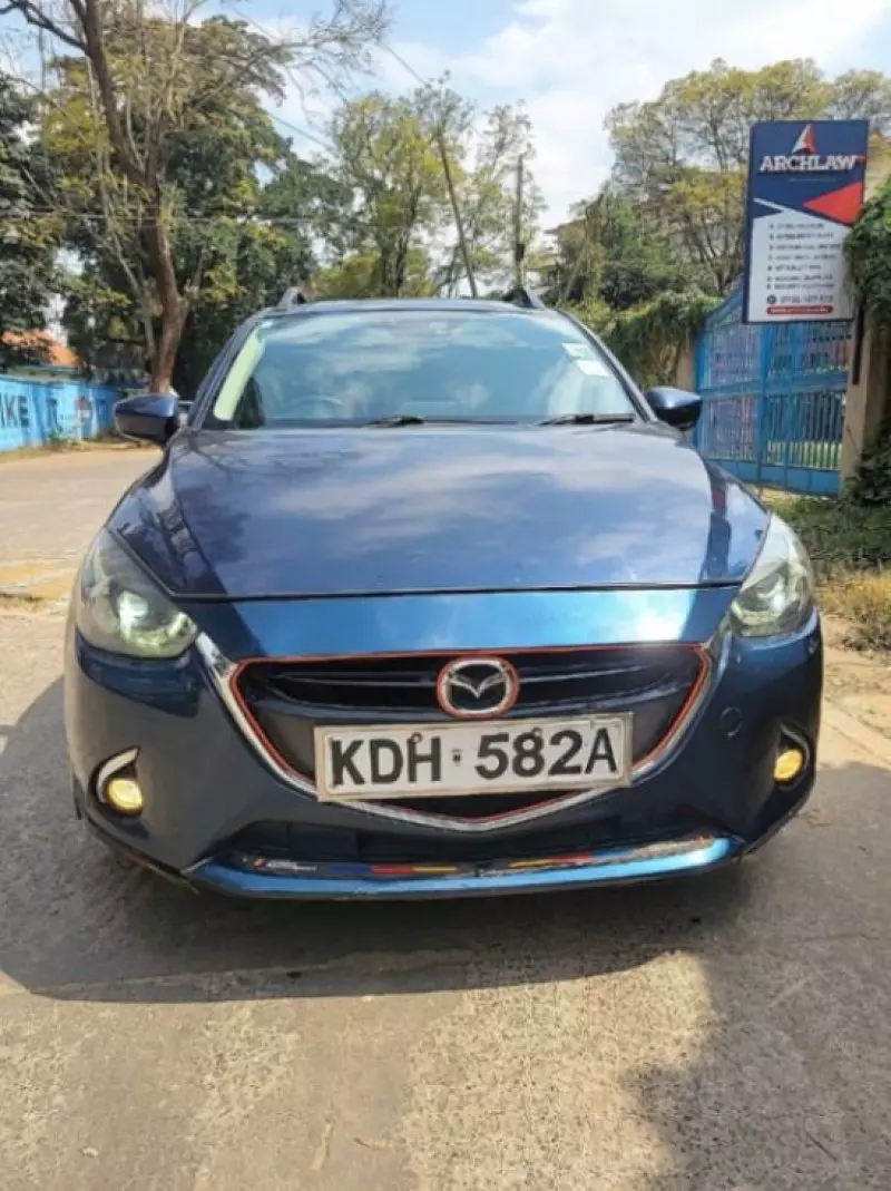 Mazda Demio   - 2015