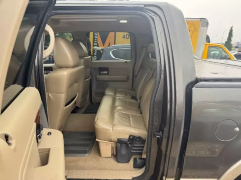 Ford F-150   - 2005