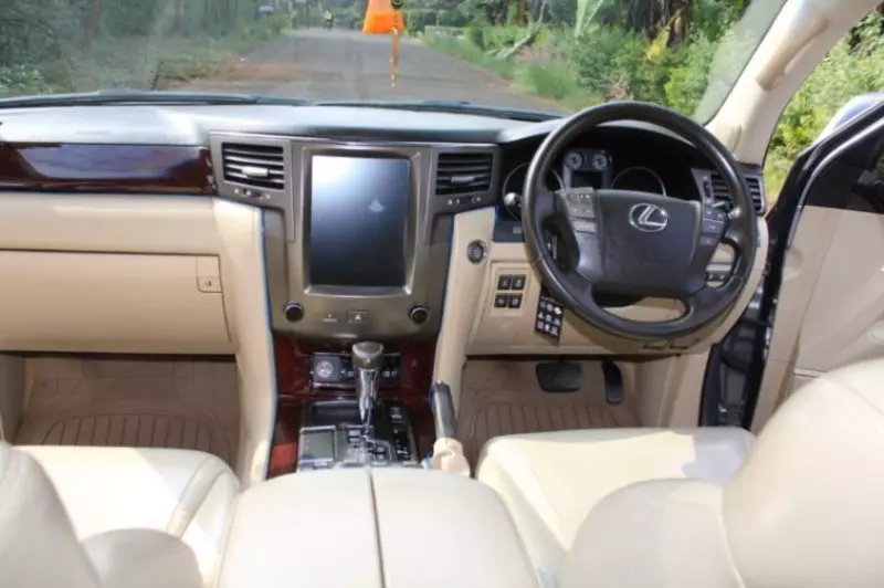Lexus Lexus LX 460   - 2011