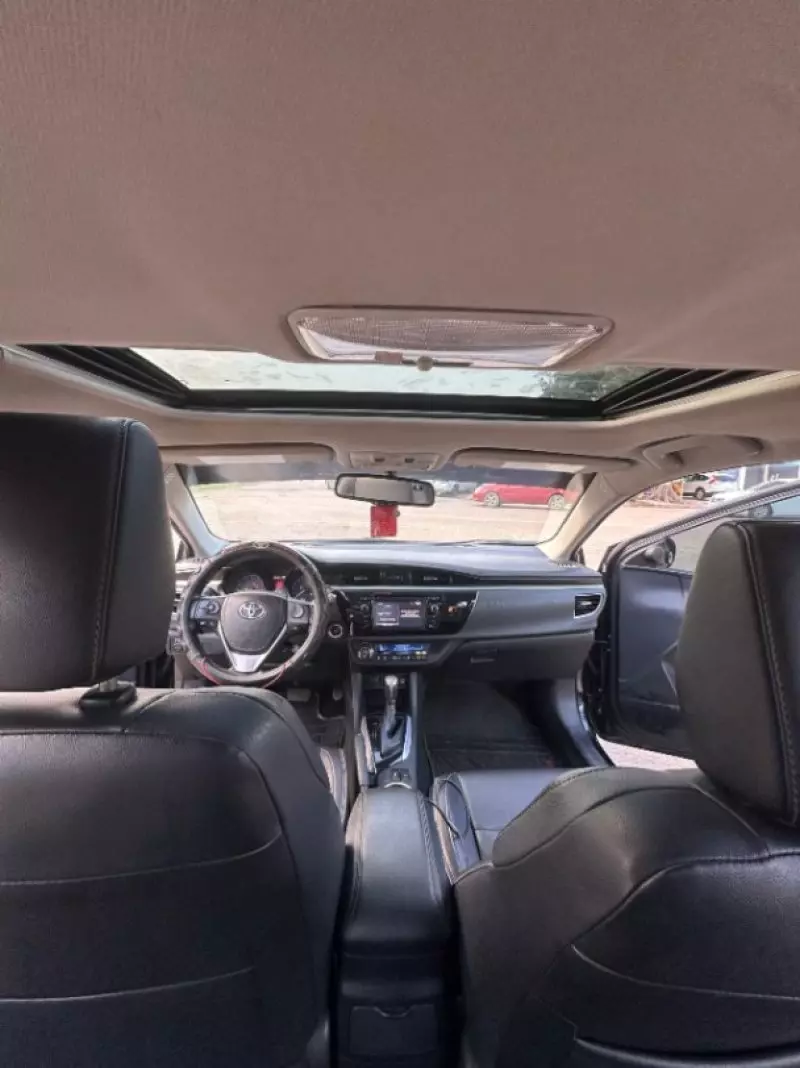 Toyota Corolla   - 2014
