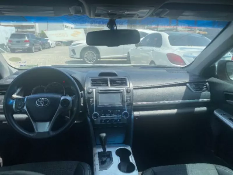 Toyota Camry   - 2013