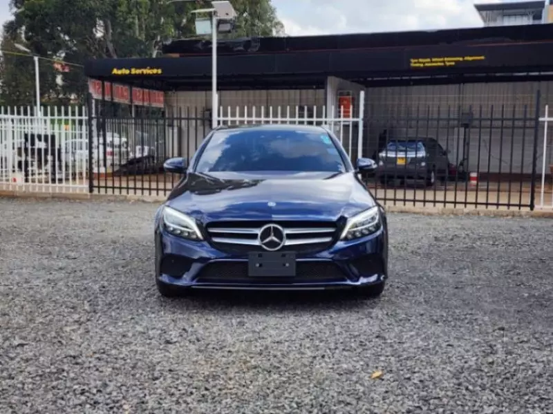 Mercedes-Benz C 180   - 2019