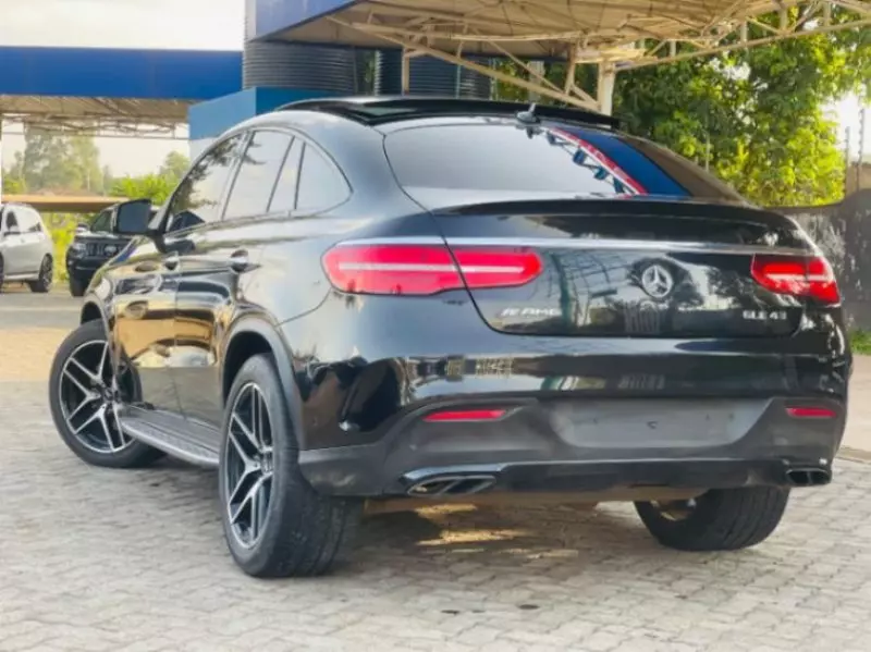 Mercedes-Benz GLE 43 AMG - 2019