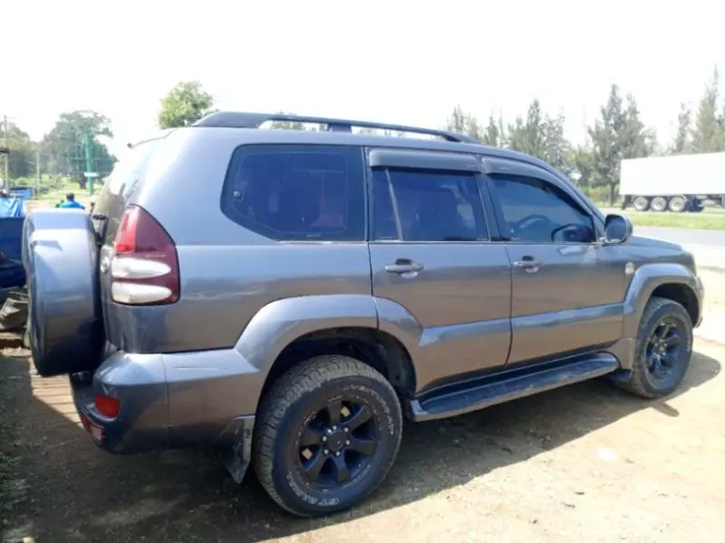 Toyota Land Cruiser Prado TX L   - 2001