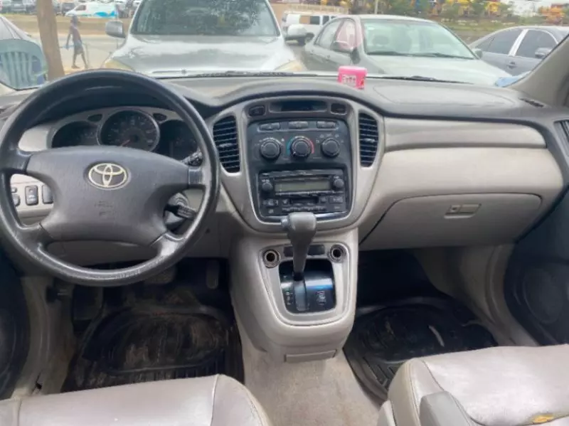 Toyota Highlander   - 2009