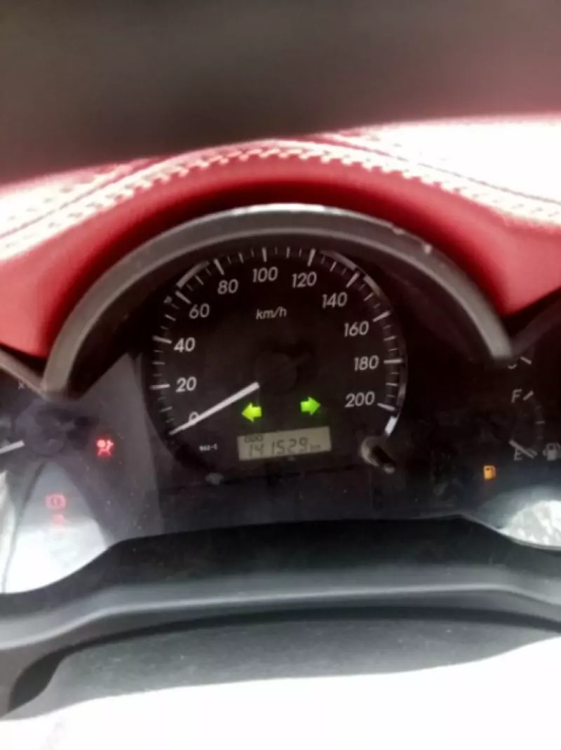 Toyota Hilux   - 2014
