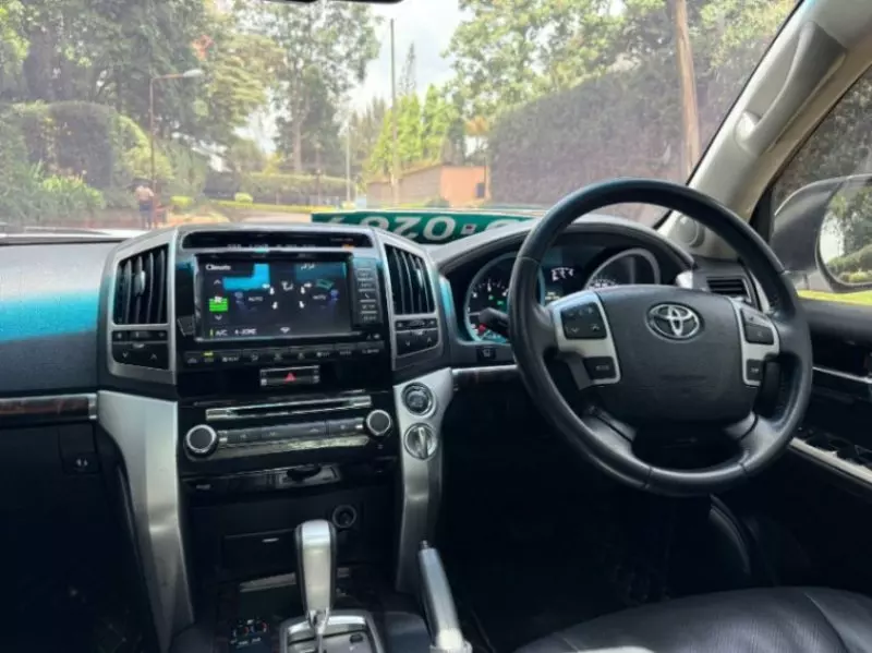 Toyota Land Cruiser VX