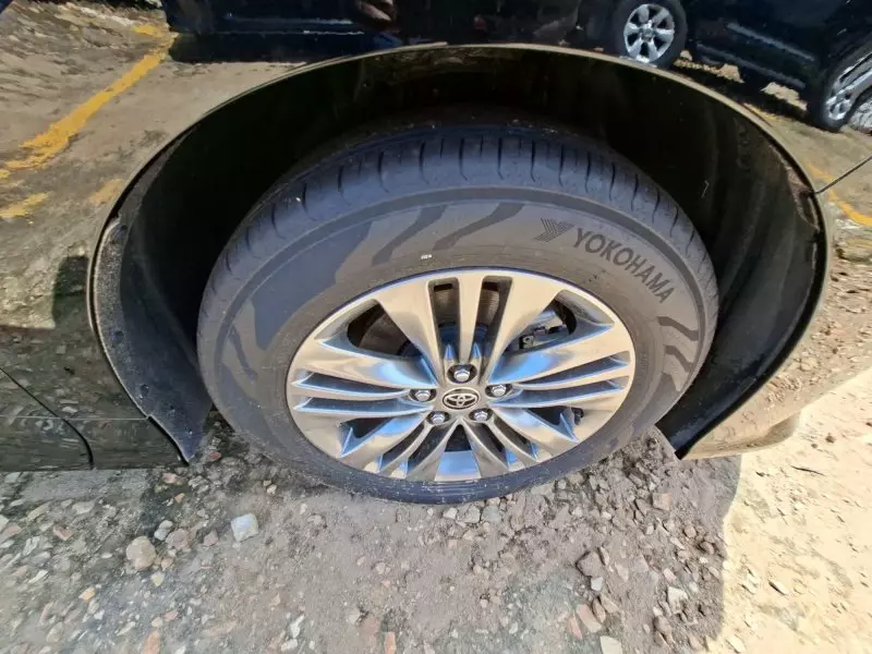 Toyota Alphard - 2023