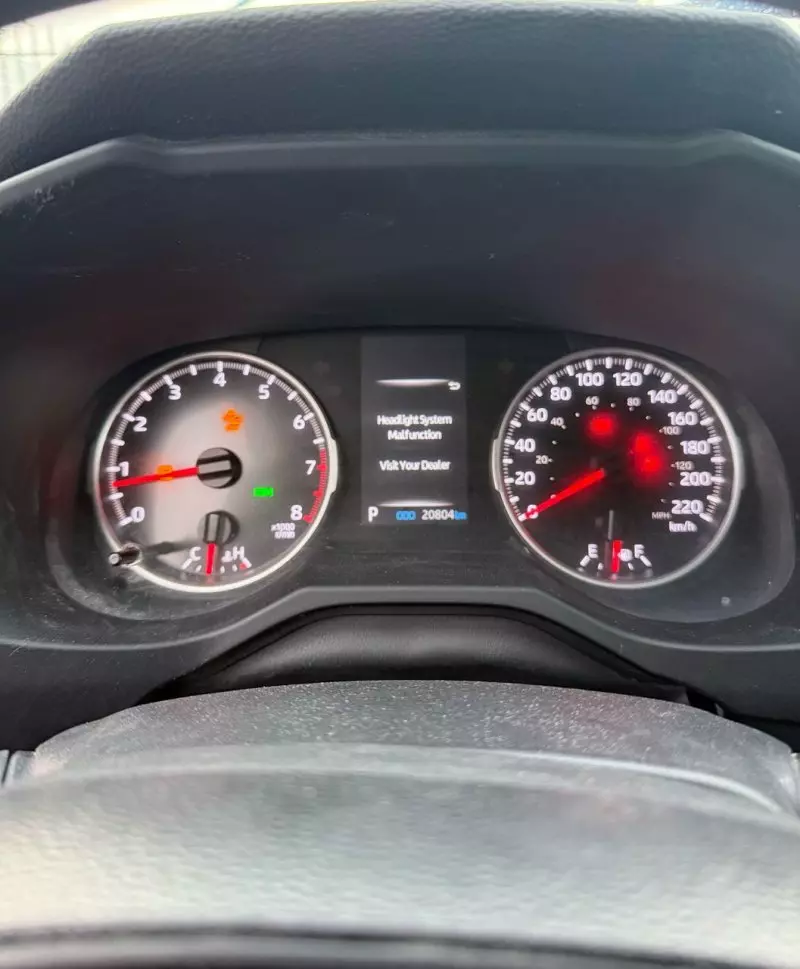 Toyota RAV 4   - 2021