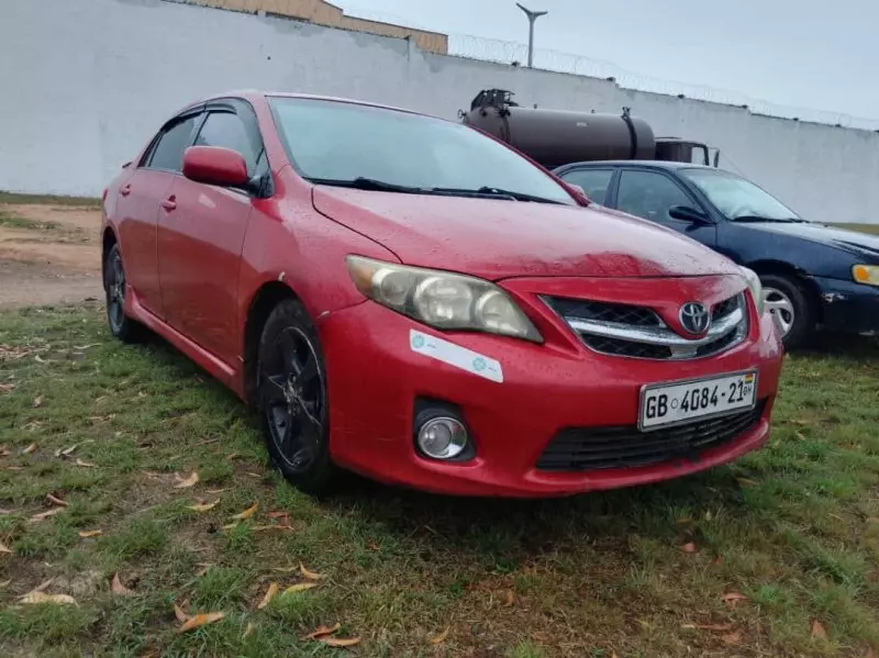 Toyota Corolla   - 2013