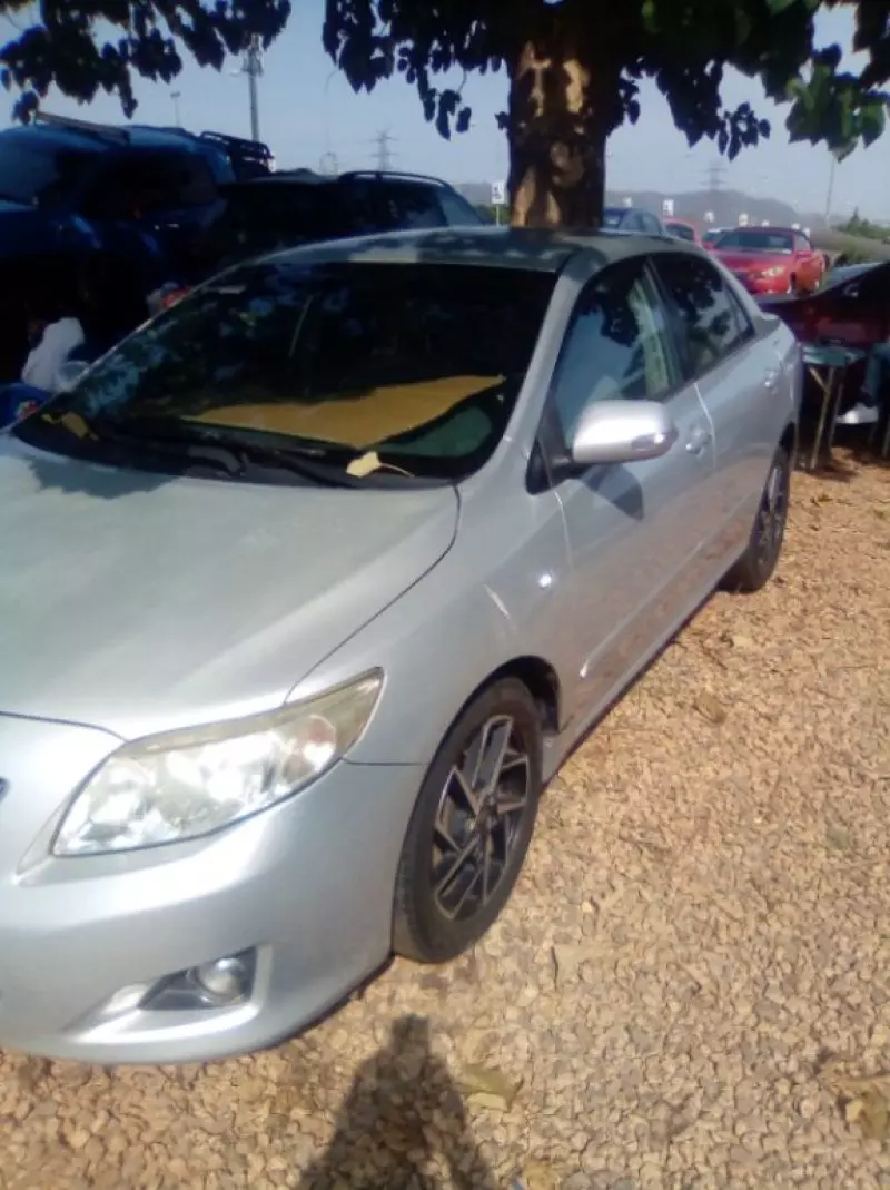 Toyota Corolla - 2009