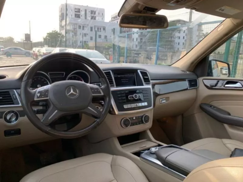 Mercedes-Benz ML-Class   - 2013