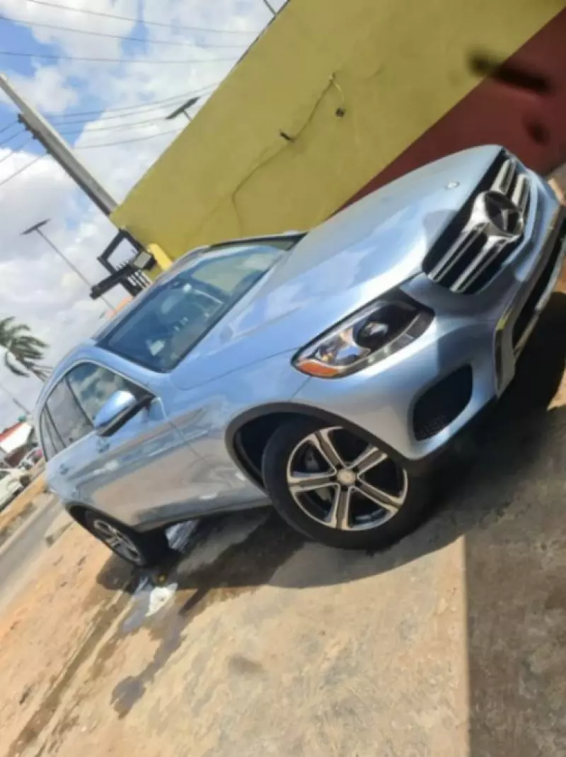 Mercedes-Benz GLC-Class   - 2016