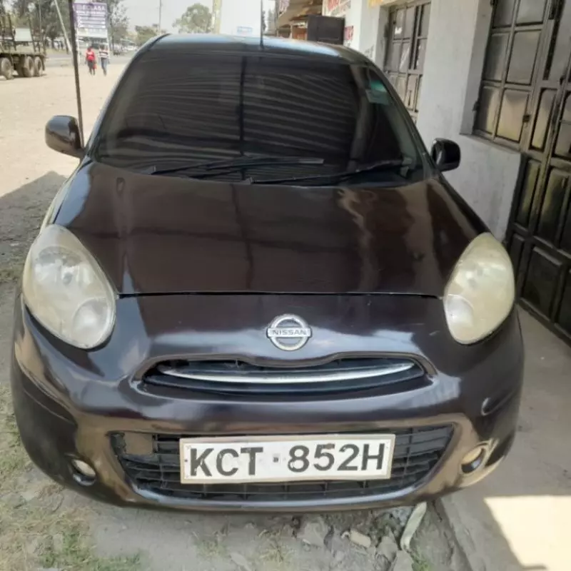 Nissan March    - 2011