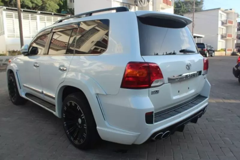 Toyota Land Cruiser Prado   - 2014