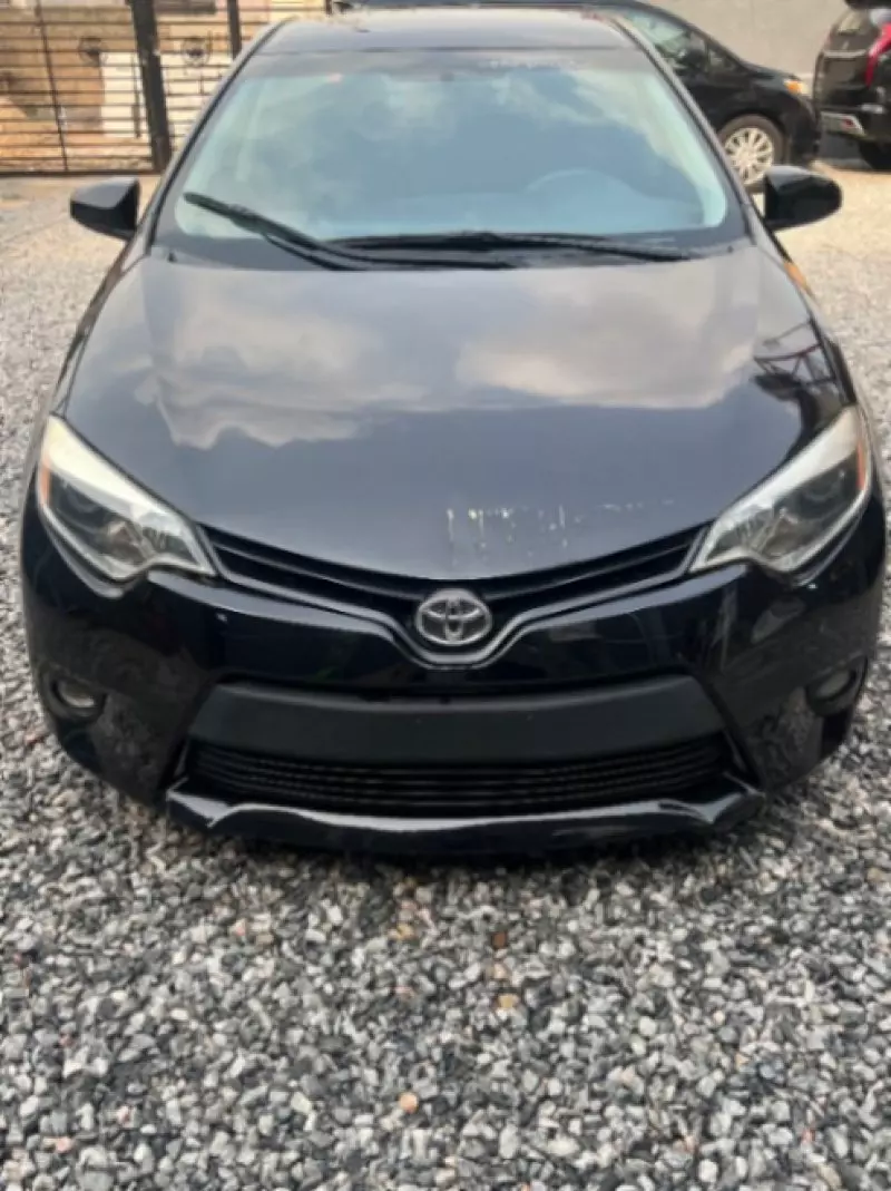 Toyota Corolla   - 2016