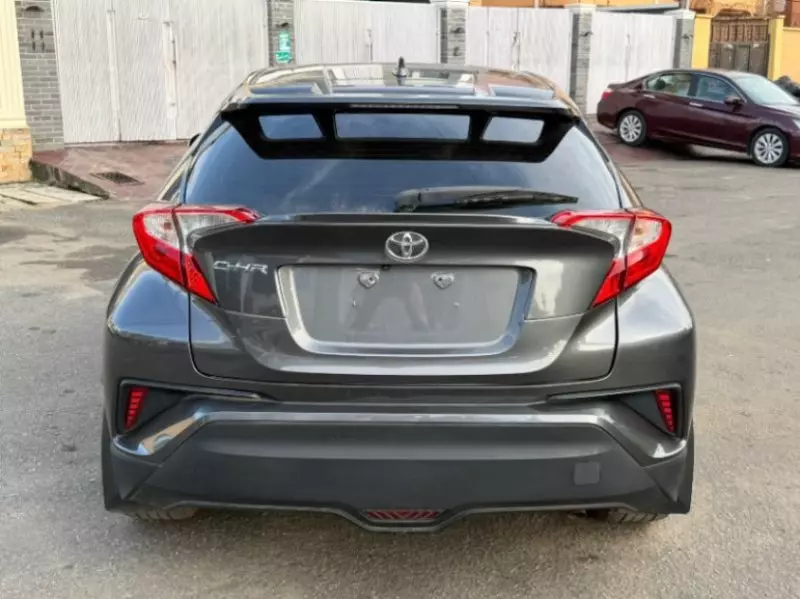 Toyota C-HR   - 2018