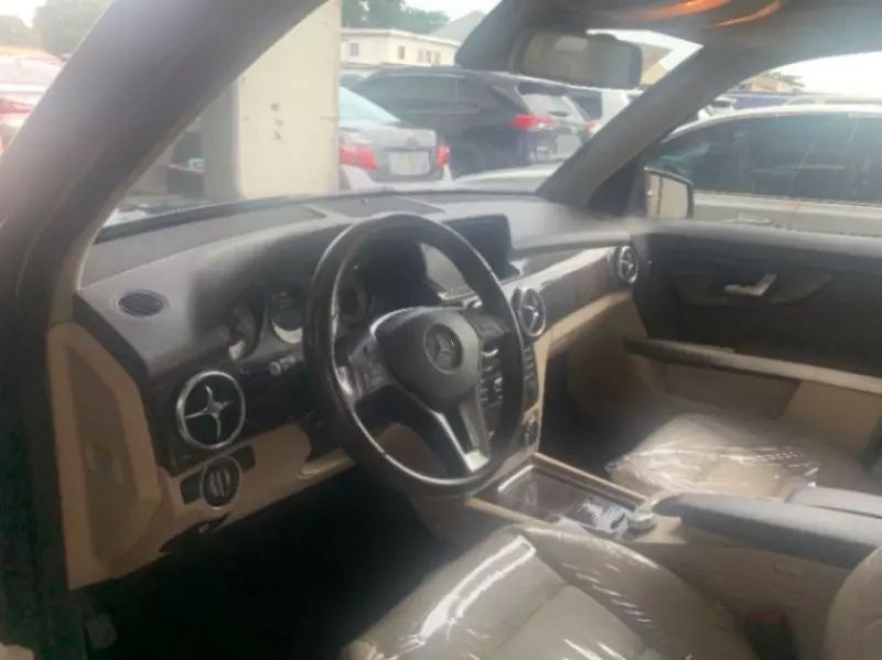 Mercedes-Benz GLK 350   - 2014