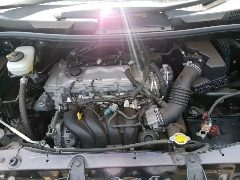 Toyota Noah   - 2011