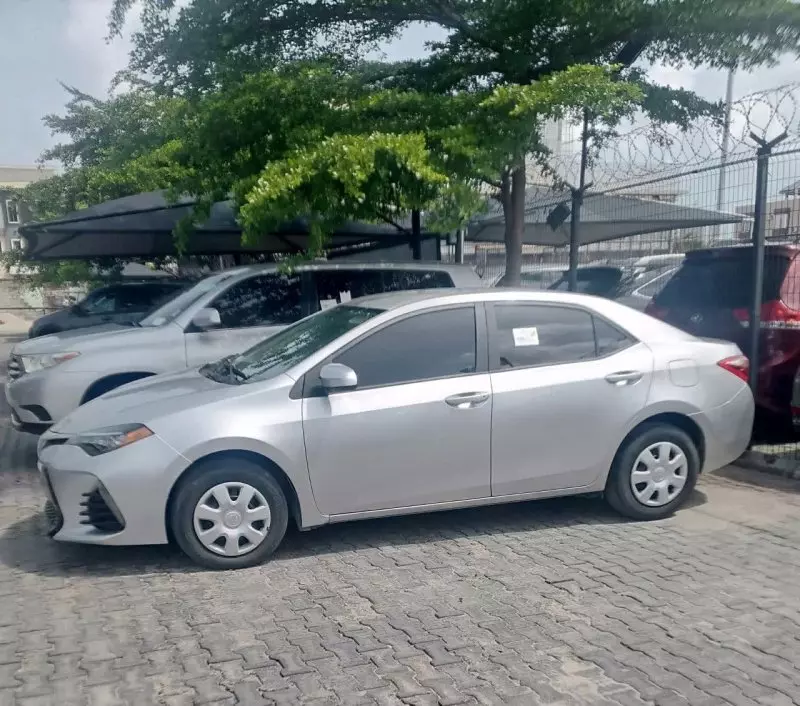 Toyota Corolla   - 2018