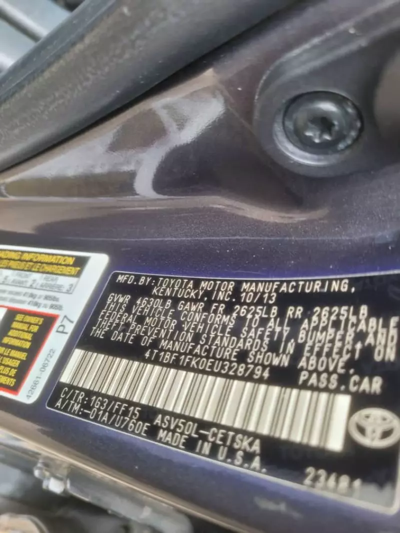 Toyota Camry   - 2014