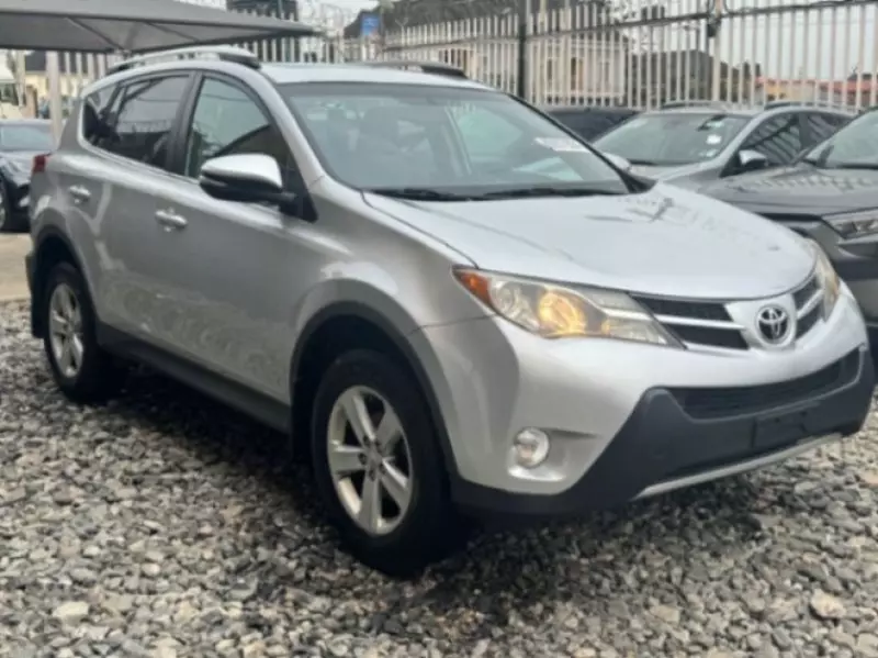 Toyota Rav4   - 2014