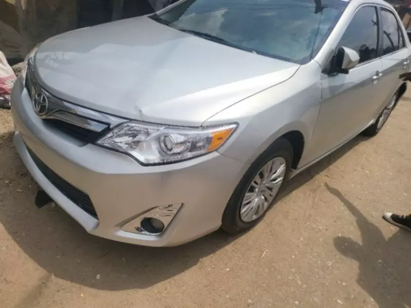 Toyota Camry   - 2013