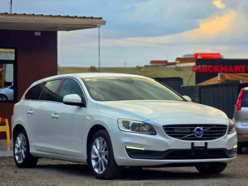 Volvo V60   - 2017