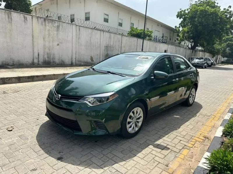 Toyota Corolla   - 2015