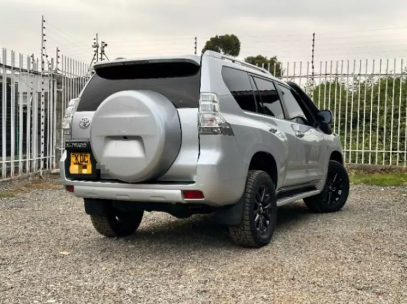 Toyota Landcruiser Prado   - 2019