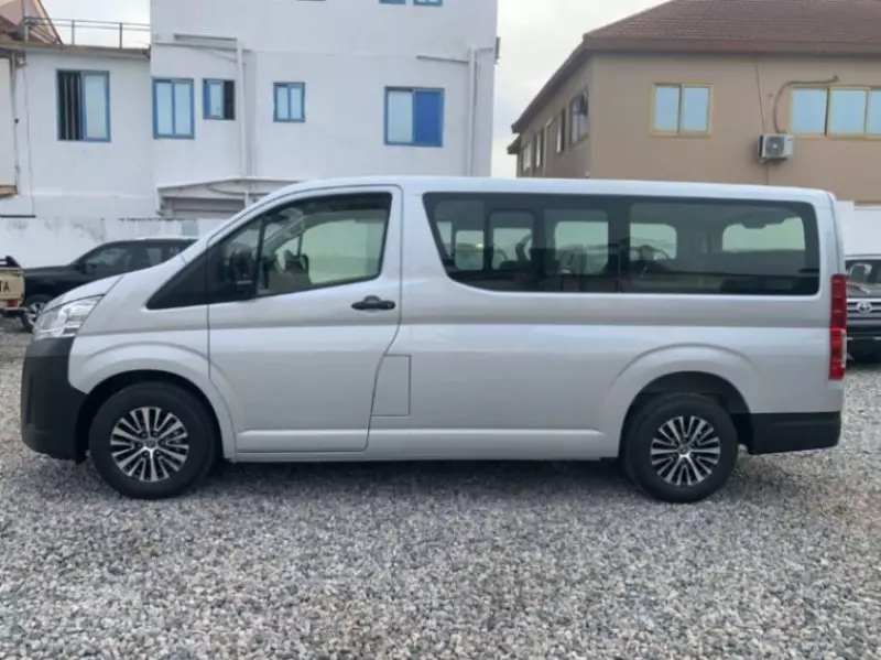Toyota Hiace - 2025