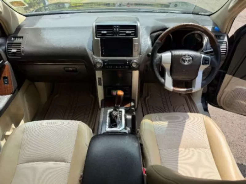 Toyota Land Cruiser Prado   - 2011