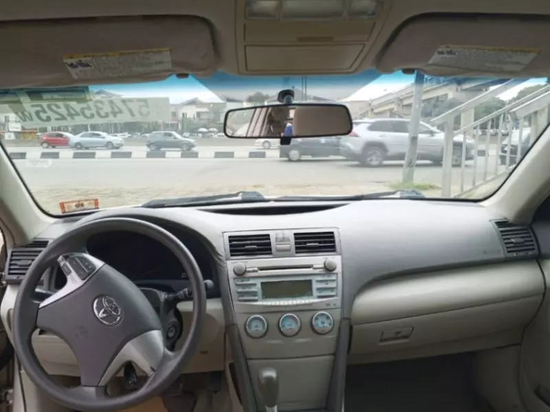 Toyota Camry   - 2008