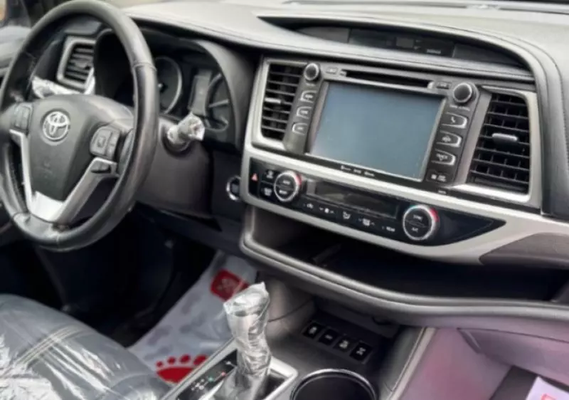 Toyota Highlander   - 2009