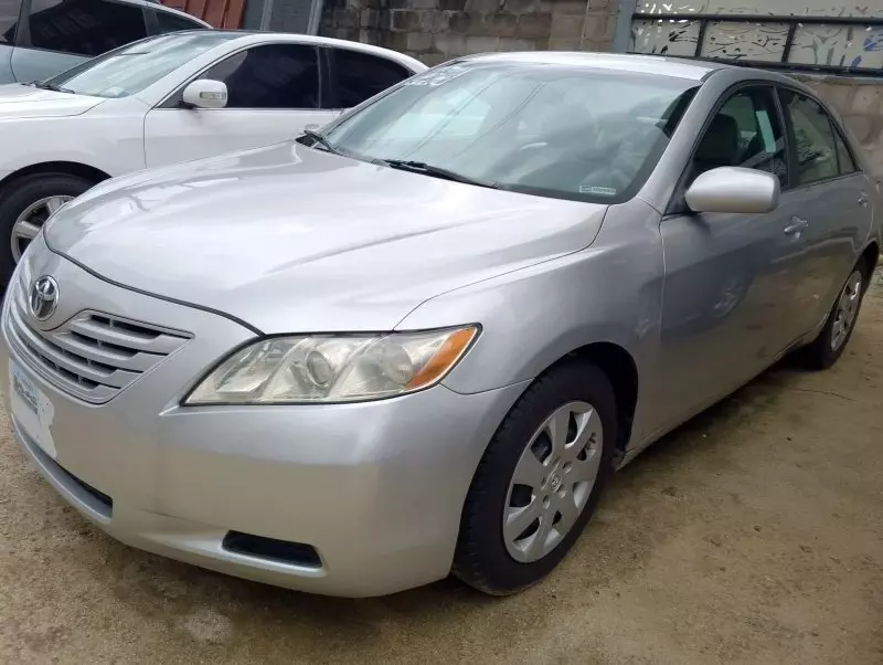 Toyota Camry   - 2007