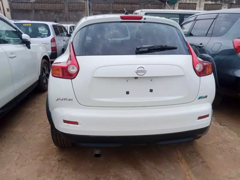 Nissan Juke   - 2012