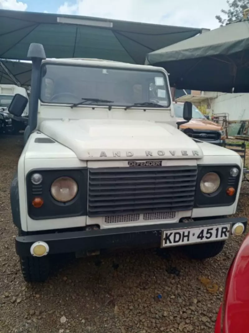 Land Rover Defender