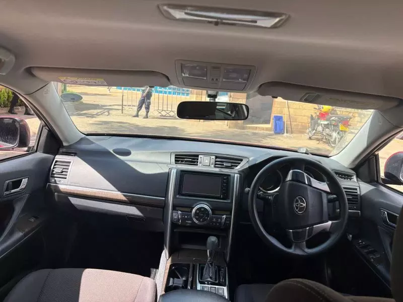 Toyota Mark X   - 2015