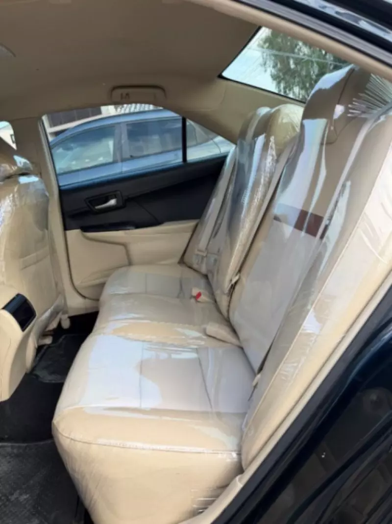 Toyota Camry   - 2007