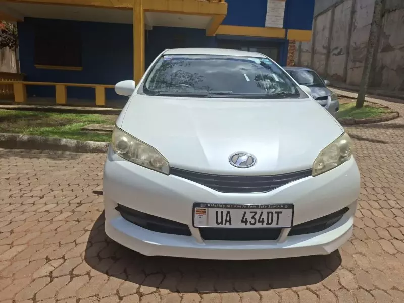Toyota Wish   - 2012