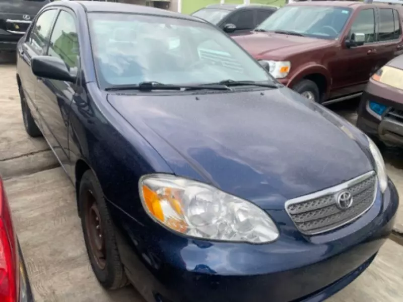 Toyota Corolla   - 2008