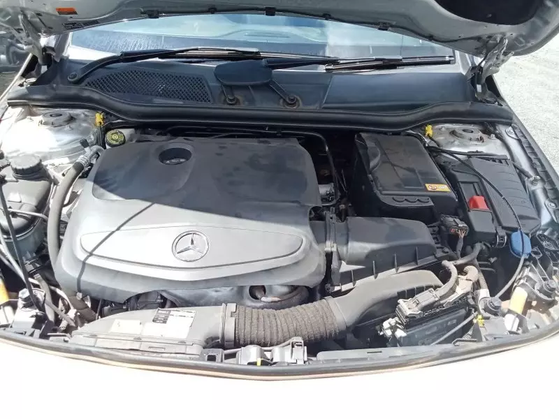 Mercedes-Benz CLA 180   - 2014