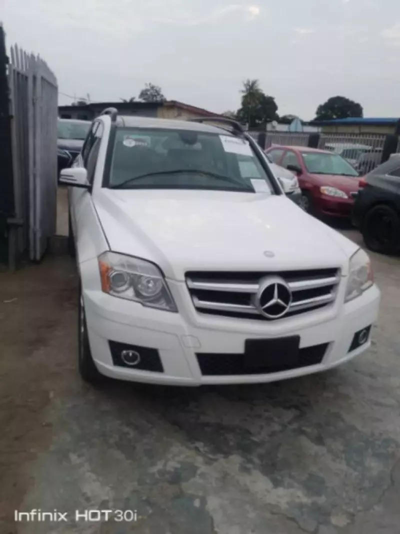 Mercedes-Benz GLK 350   - 2011
