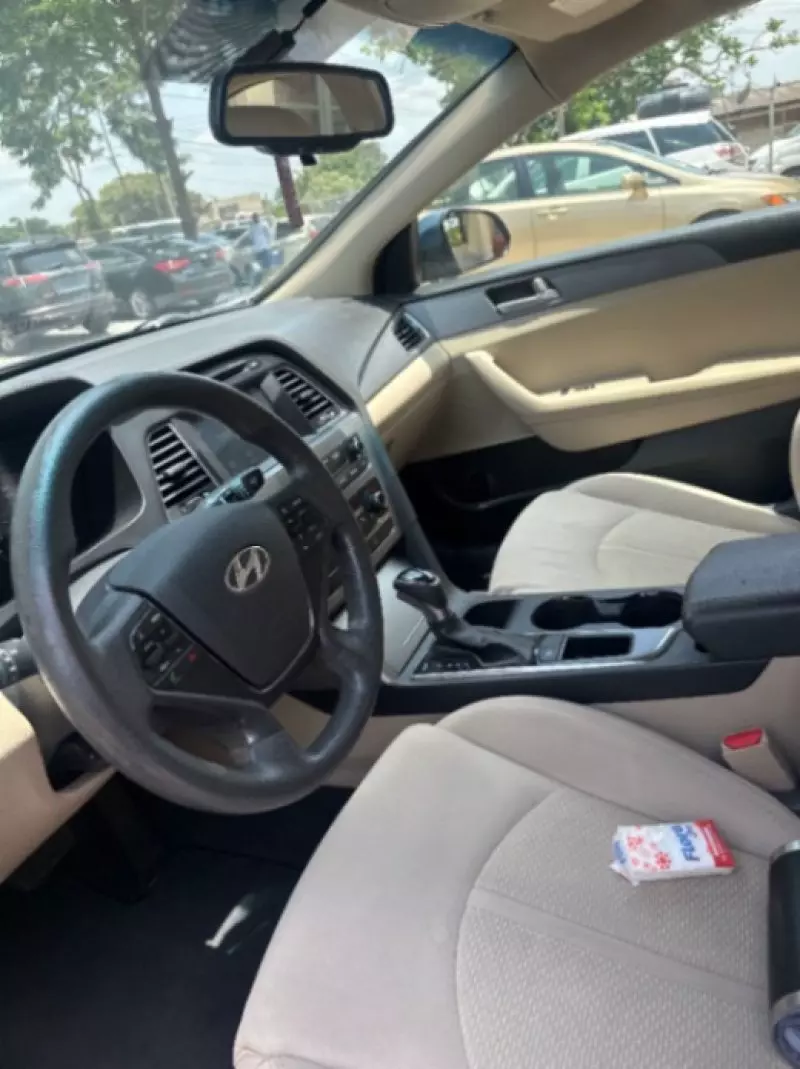 Hyundai Sonata   - 2016