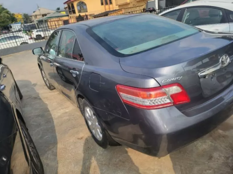 Toyota Camry   - 2007