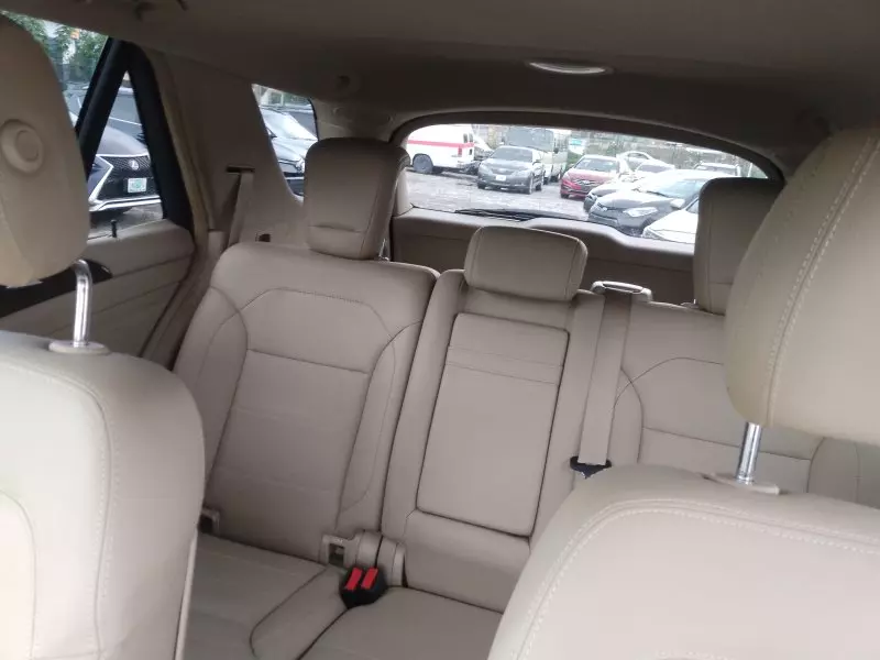 Mercedes-Benz ML 350   - 2012