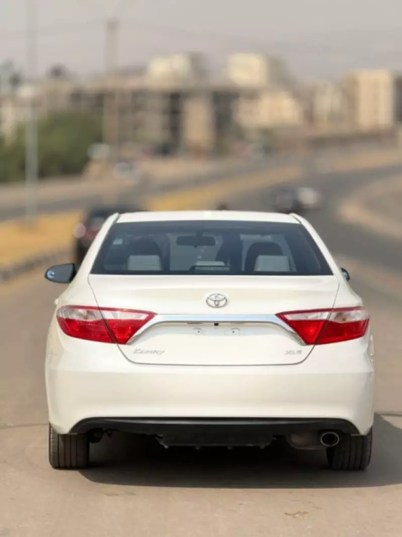 Toyota Camry   - 2015