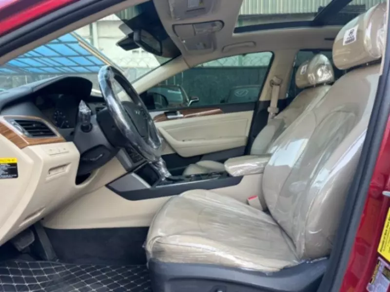 Hyundai Sonata   - 2015