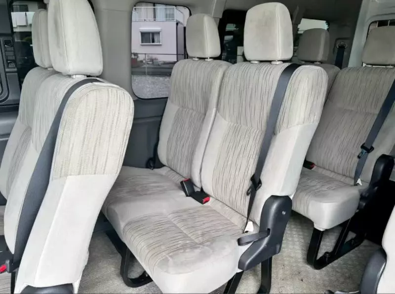 Nissan Caravan    - 2016