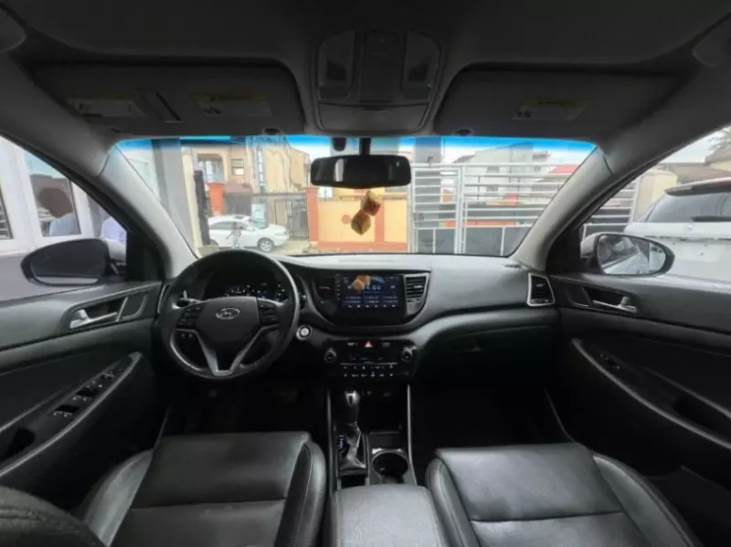 Hyundai TUCSON   - 2017